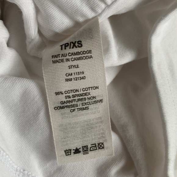 Bundle 2 Garage Crop Tops - Picture 8 of 8